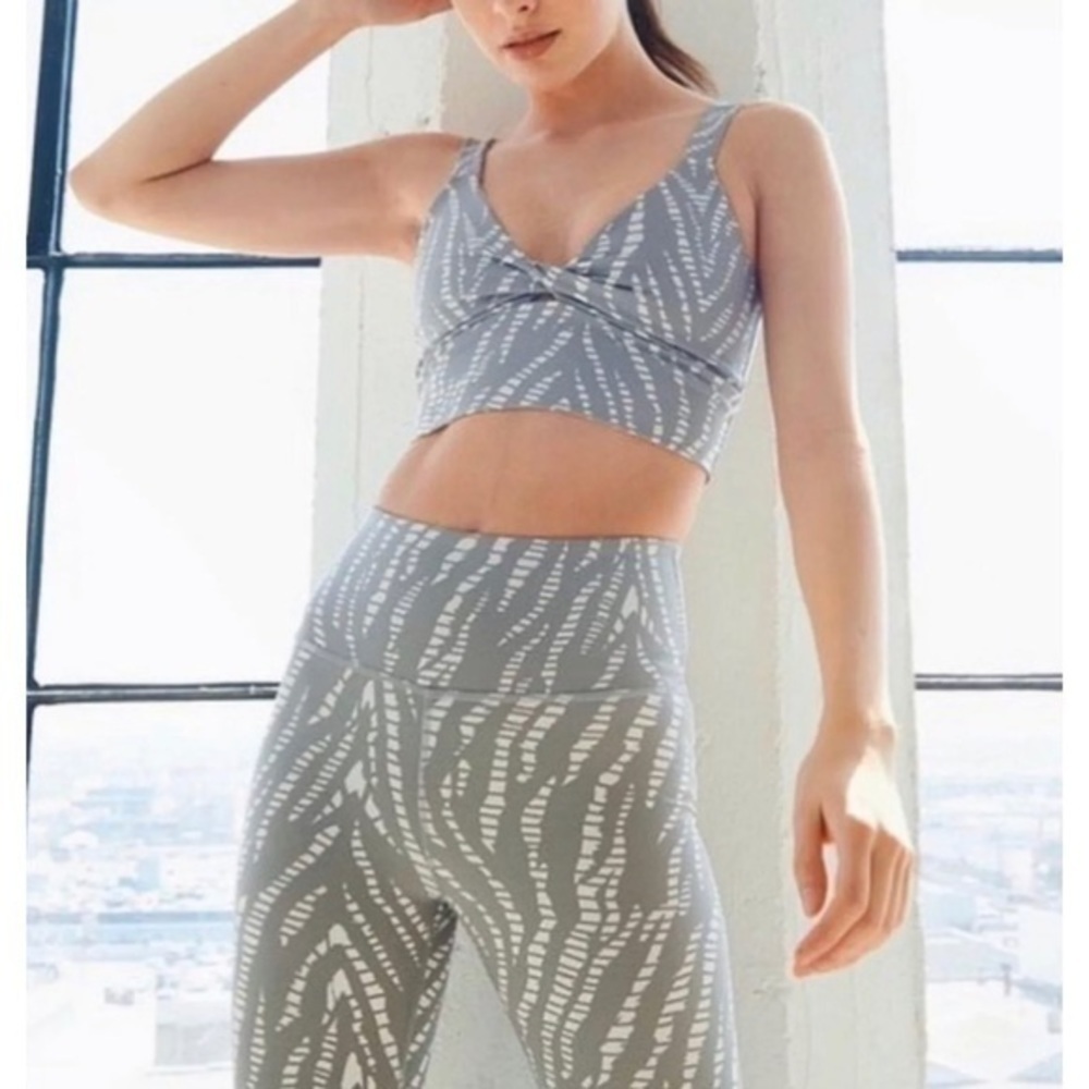 Vimmia Gray & White Patterned High-Waist Leggings
